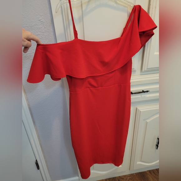 Red Off the Shoulder Midi Dress Sz10 - Picture 1 of 4